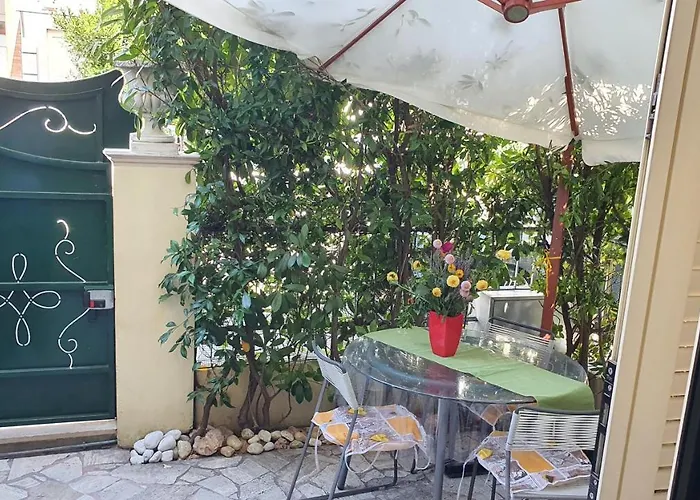 Merlo 2 Mare & Parking Dom wakacyjny Viareggio