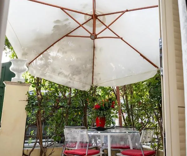 Casa vacanze Merlo 2 Mare&parking Viareggio