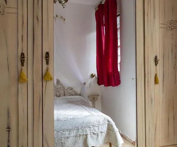 Merlo 2 Mare & Parking 度假居