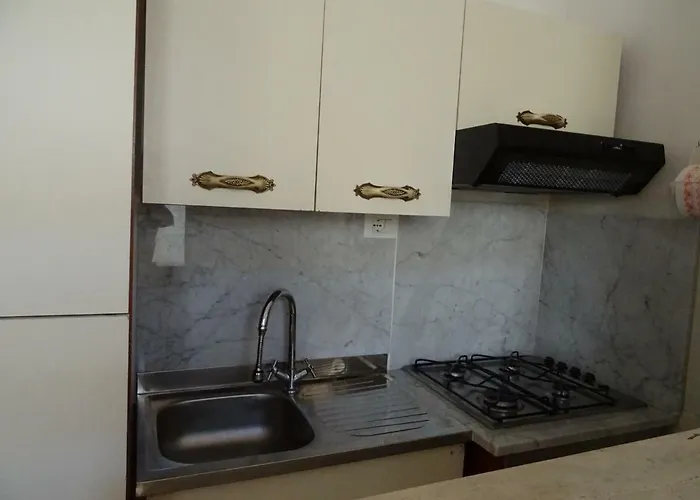 Merlo 2 Mare&parking * Viareggio